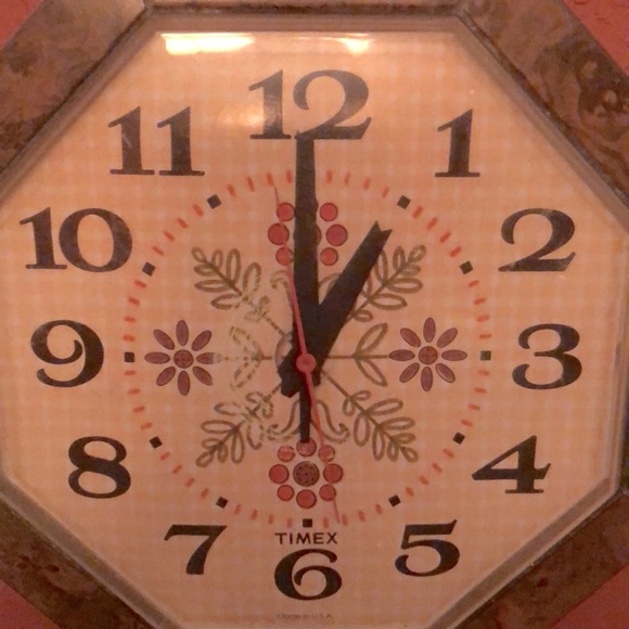 MCM Timex Floral Kitchen Wall Clock works - Picture 2 of 3